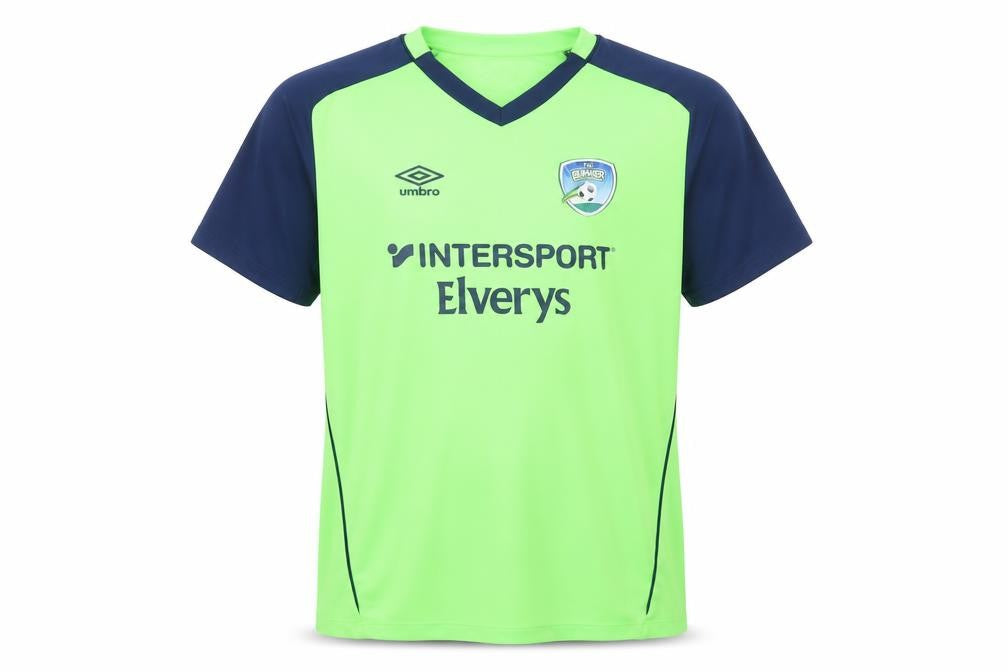 Boys UK Size 13-14 Years Umbro Green Jersey T-Shirt
