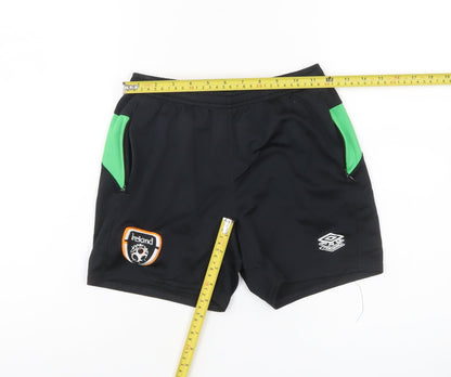 Umbro Boys Black Ireland Athletic Football Shorts Size 146cm