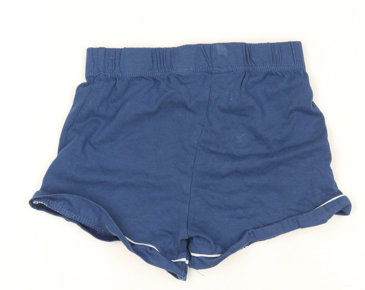 Close-up detail of Chelsea FC unisex baby blue cotton shorts 9-12 months elastic waist