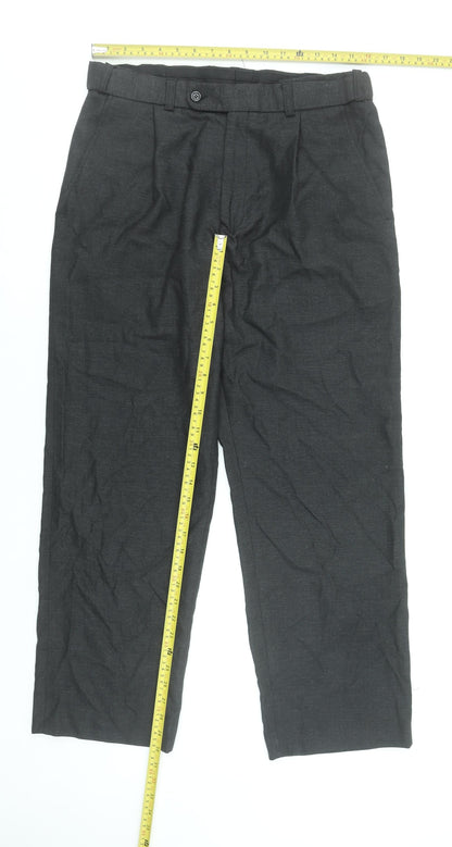 St Bernard Men’s Black Regular Fit Pleated Trousers 34W 29L