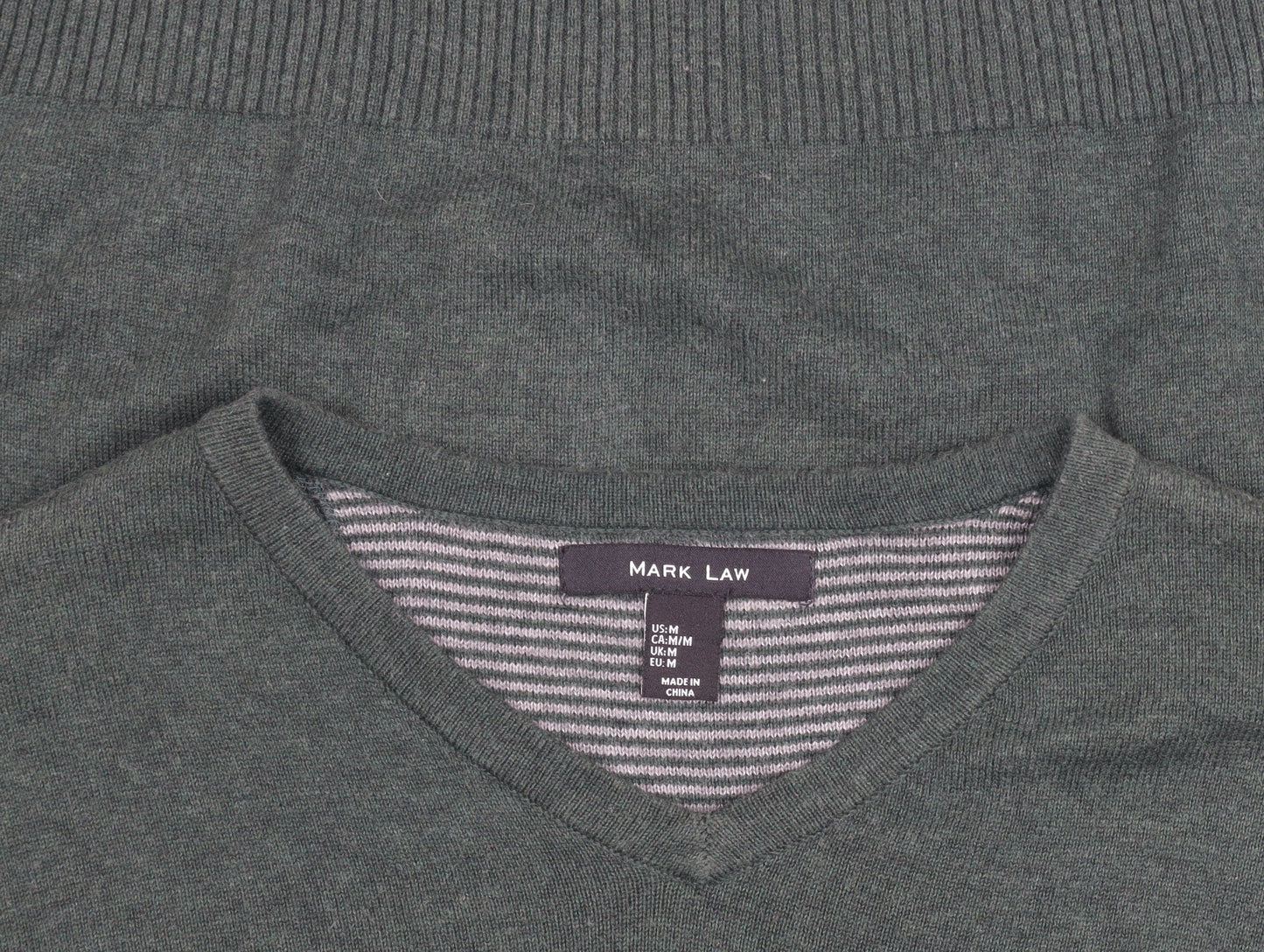 Mark Law Men's Green Cotton V-Neck Jumper Size M