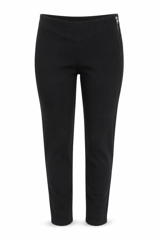 Front view of FC Jeans Women’s Black Skinny Jeans, size UK 12, Stretch Zip Hem