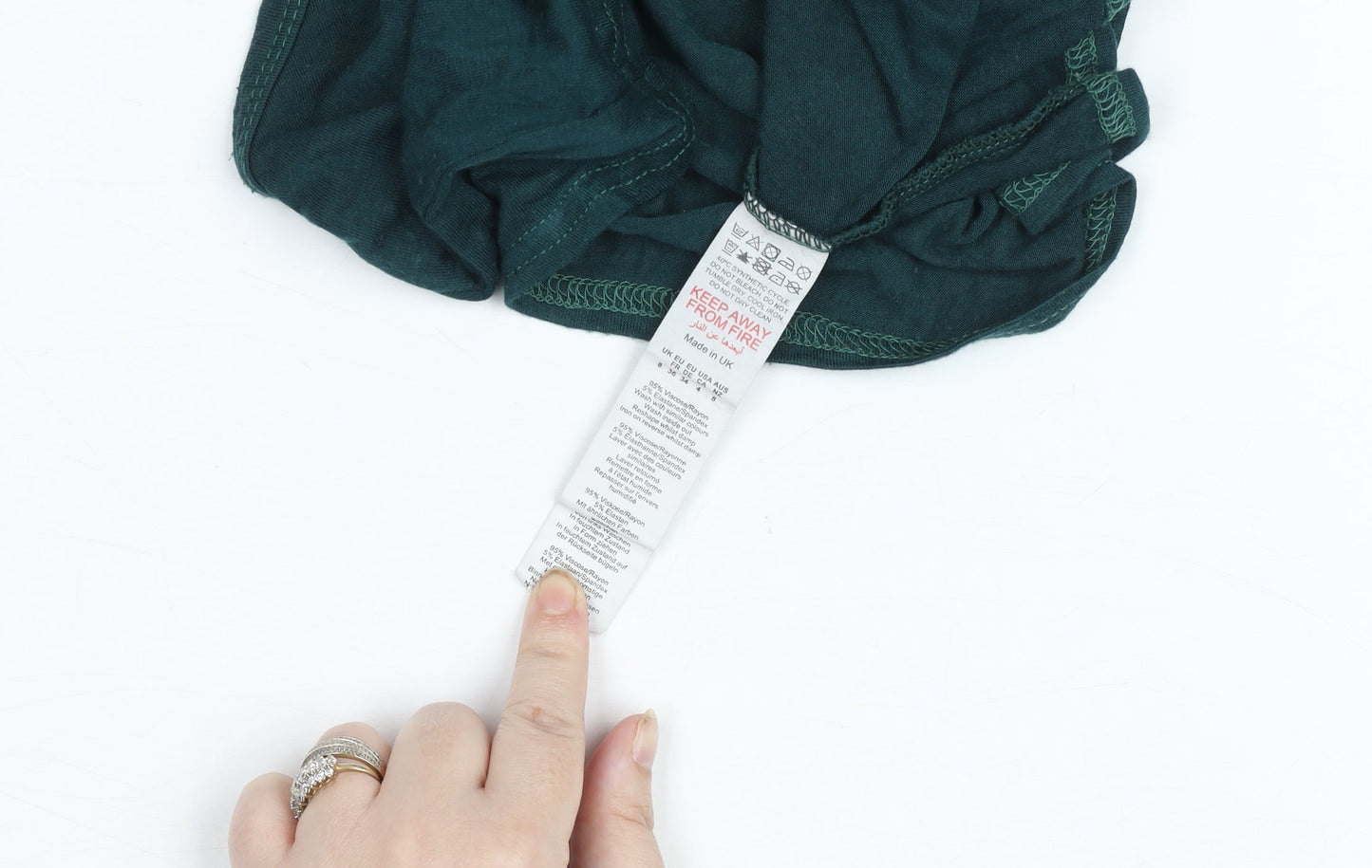 PrettyLittleThing Women's Green Cropped Tank Top Size S