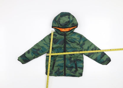 Primark Boys Green Camouflage Hooded Puffer Jacket 4-5 Years