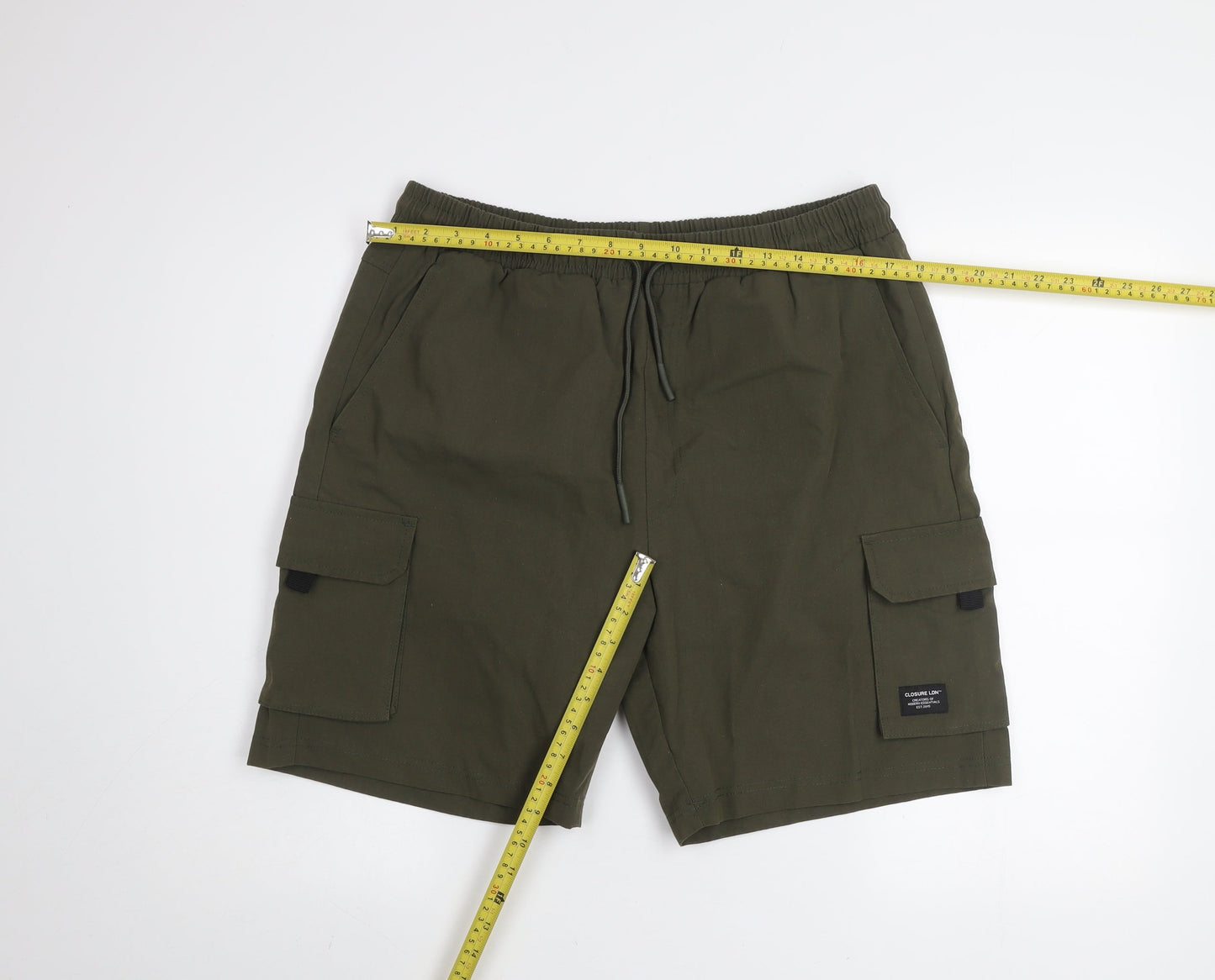 Closure LDN Men's Green Cargo Shorts XL Casual Elastic Waist