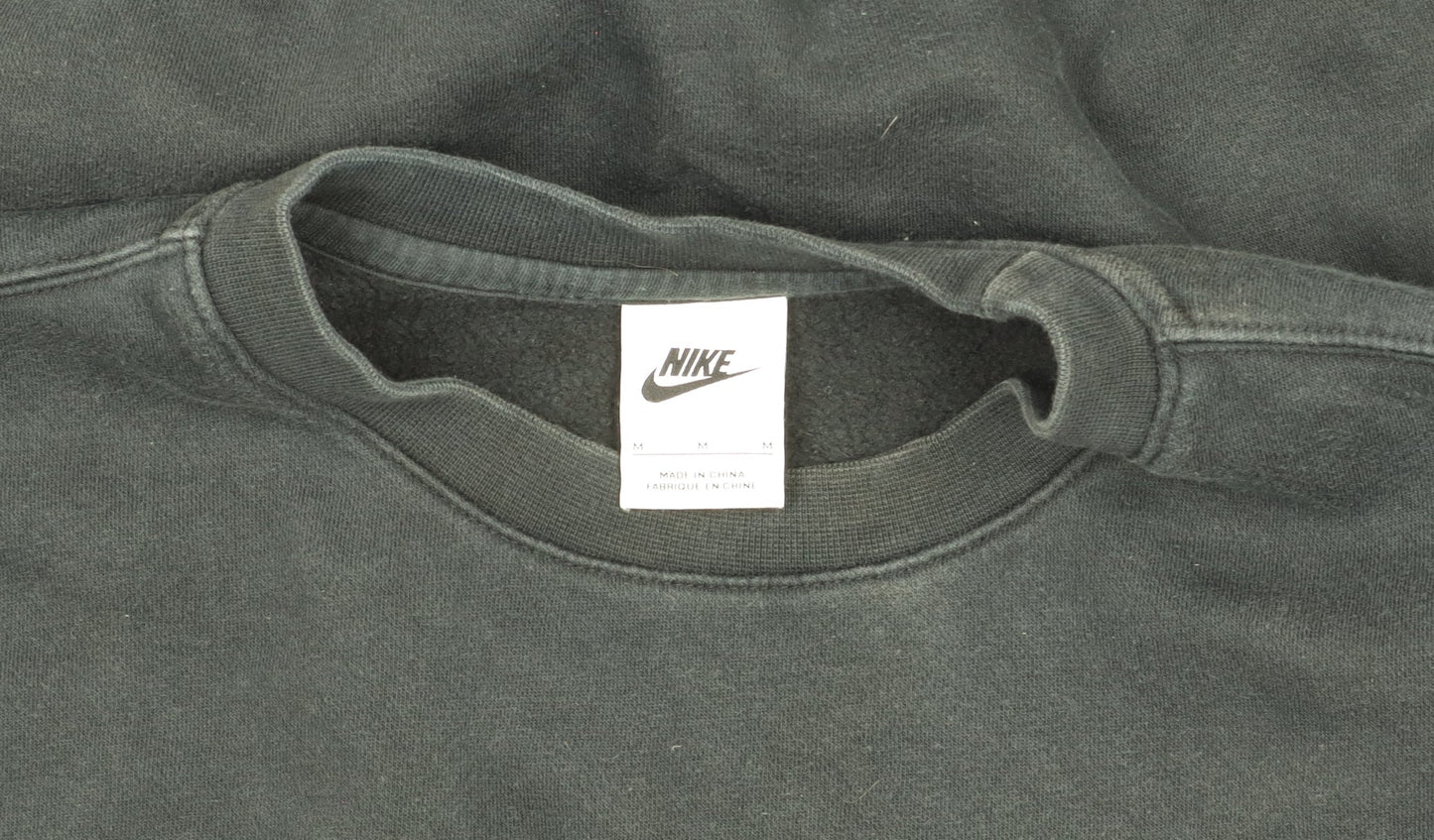Mens UK Size M Nike Black Pullover Sweatshirt