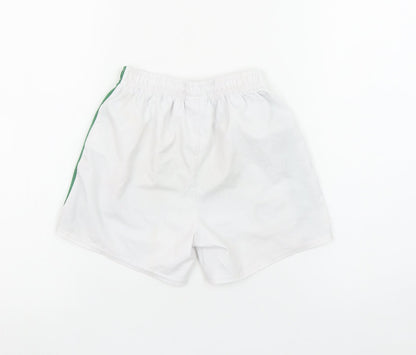 Umbro Boys White 6-7 Years Athletic Football Shorts Ireland Crest