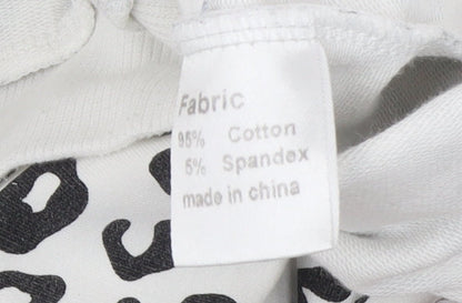 Womens UK Size S Chic and Discreet White Pullover Sweatshirt