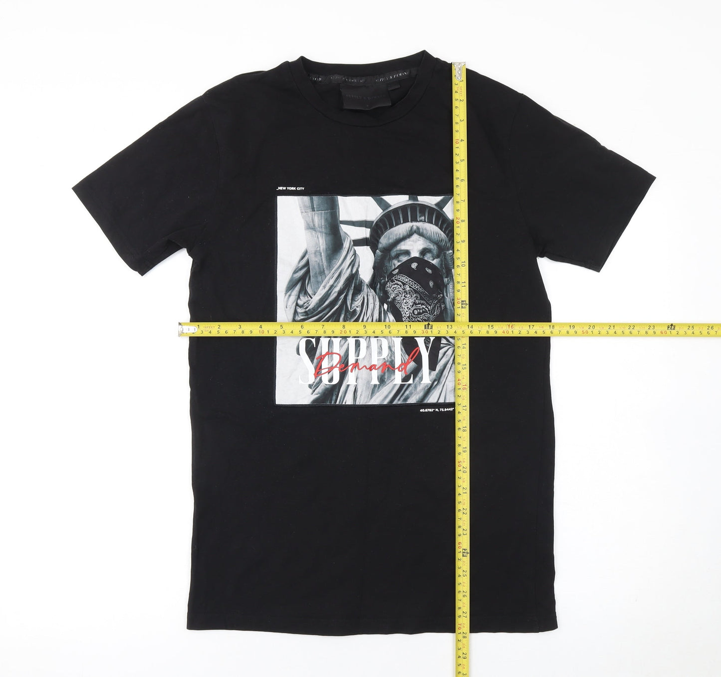 Supply & Demand Men's Black Graphic Print T-Shirt Size S