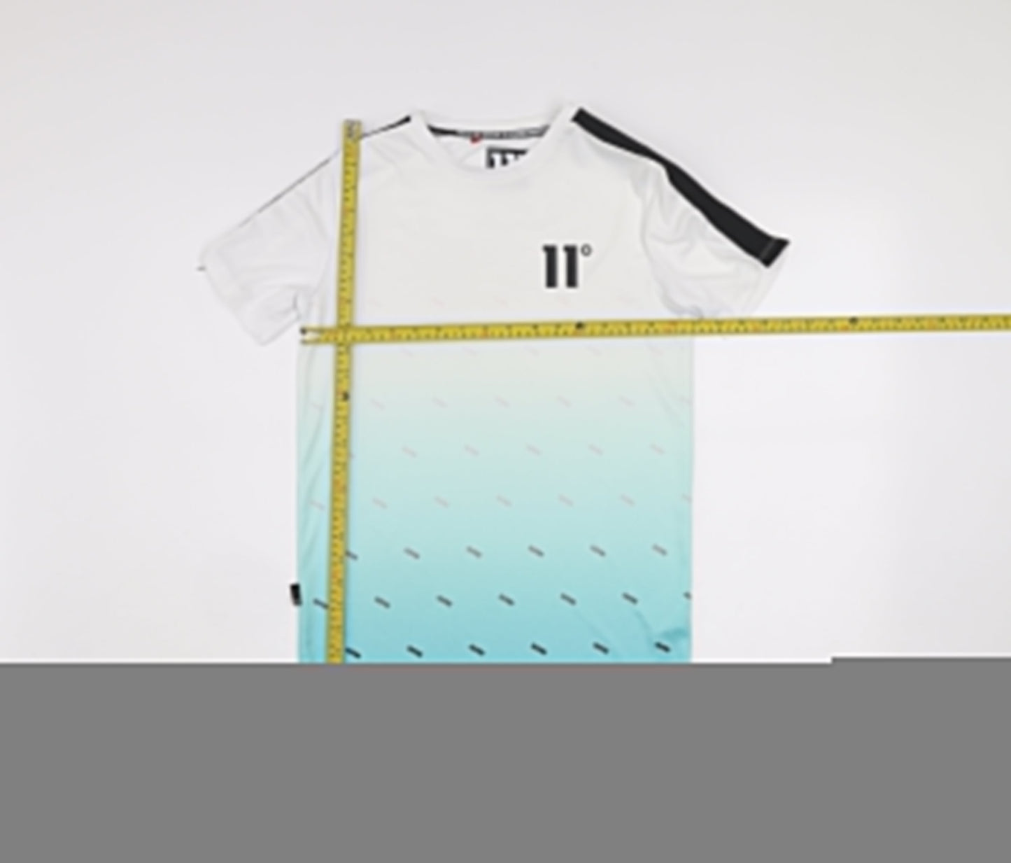 11 Degrees Men's Multicoloured XS Slim Fit Short Sleeve T-Shirt