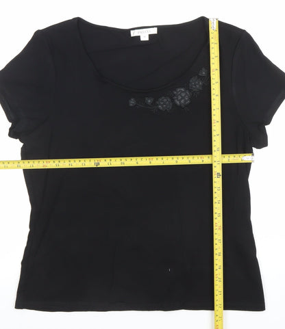 Precis Women’s Black Embroidered Scoop Neck Short Sleeve T-Shirt M