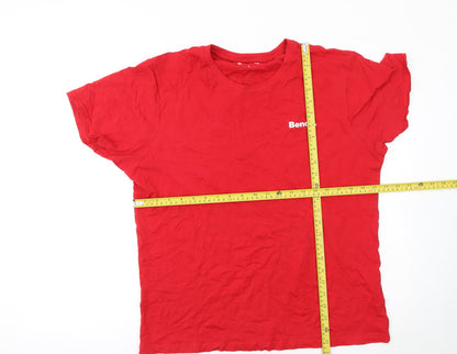 Mens UK Size L Bench Red  T-Shirt
