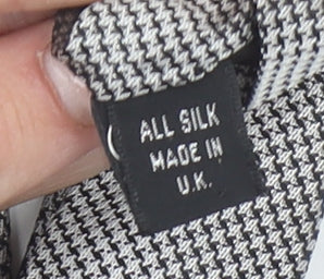Moss Bros Men's Black Houndstooth All Silk Woven Tie One Size