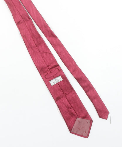 Hawes & Curtis Men’s Red 100% Silk Textured Tie – Classic Style