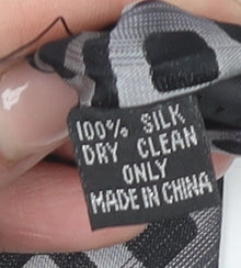 Pierre Cardin Men’s Grey Geometric Pure Silk Tie