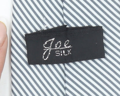 Joe Men's Grey Striped Slim Silk Tie