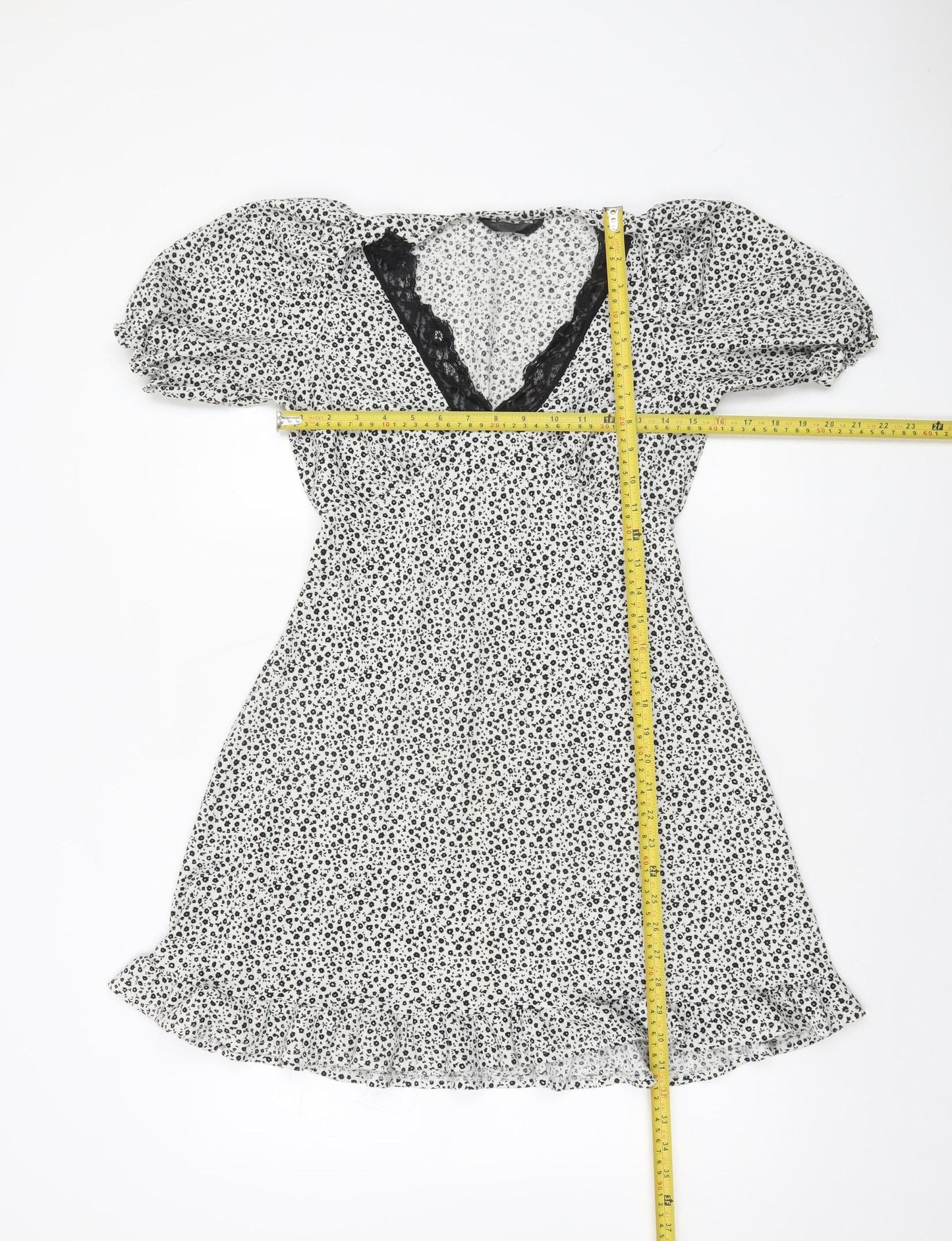 Dunnes Stores Womens White Floral Lace V-Neck Short A-Line Dress Size 10