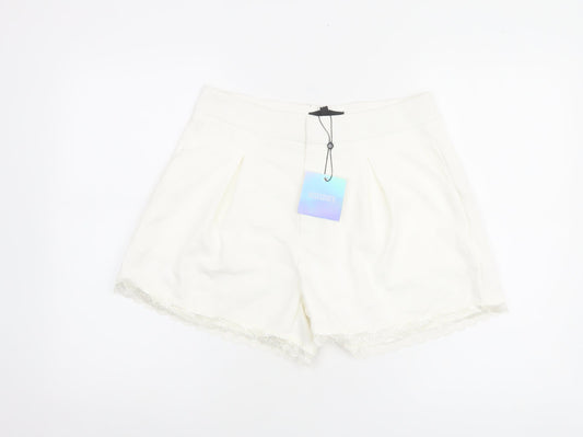 Missguided Women’s Ivory Lace Trim Chino Shorts Size 12