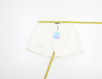 Missguided Women’s Ivory Lace Trim Chino Shorts Size 12