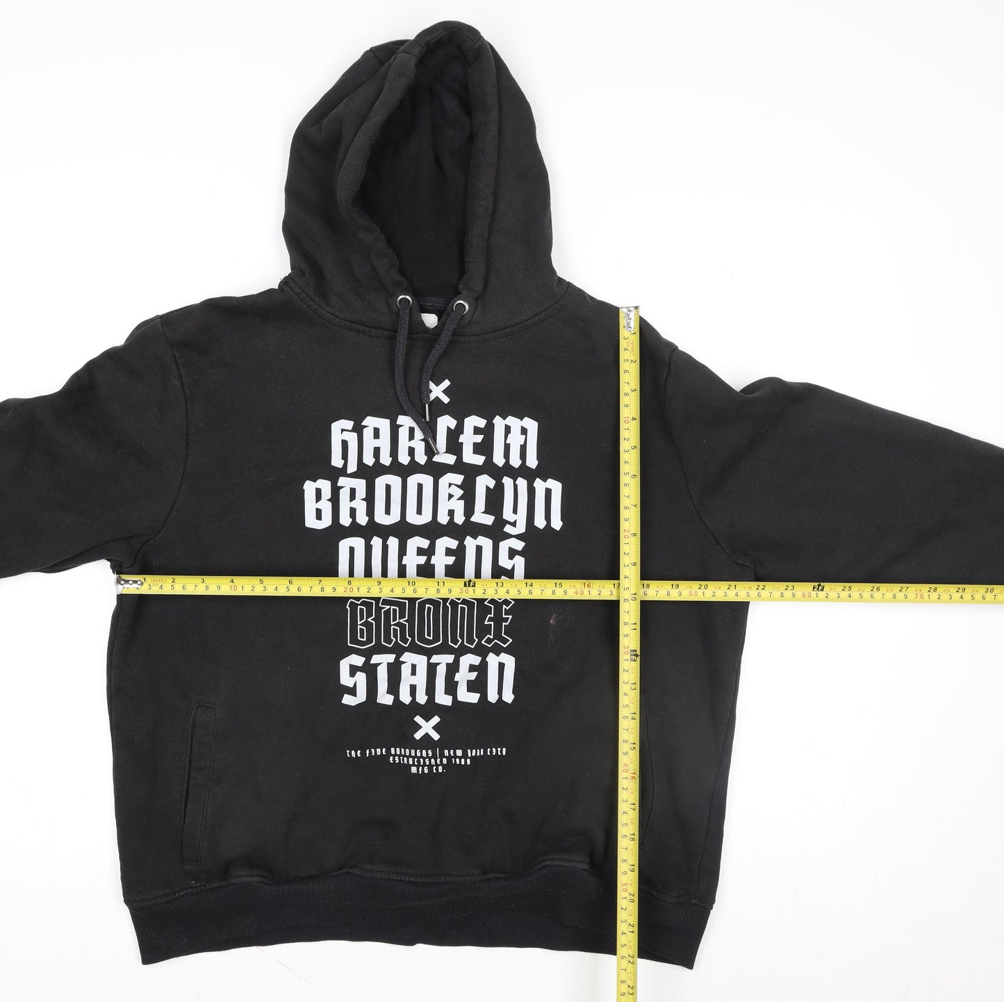 Unisex Adults UK Size XL Cedarwood State Black Pullover Hoodie