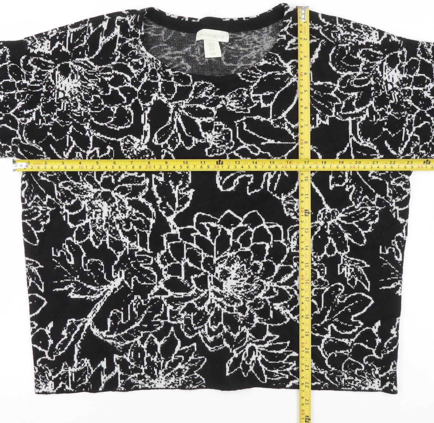 Cynthia Rowley Women’s Black Floral Knit Jumper XL