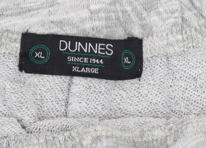 Dunnes Men’s Grey Tropical Print Sweat Shorts XL