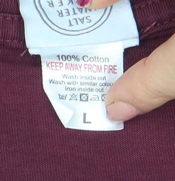 Salt Water Seeker Men's Red Graphic T-Shirt L Regular Fit