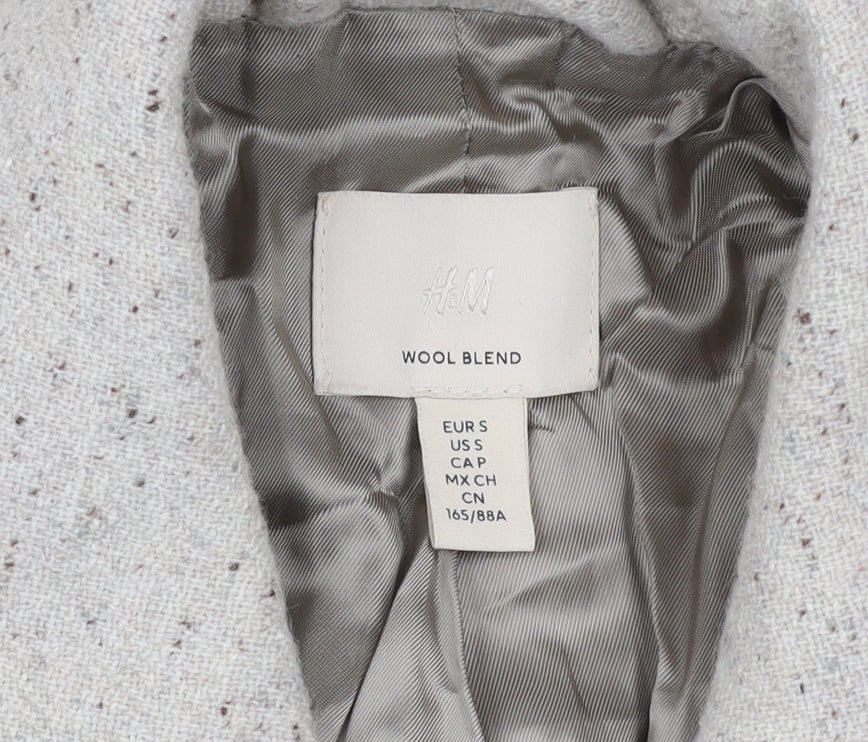 Mens UK Size S H&M Beige Classic