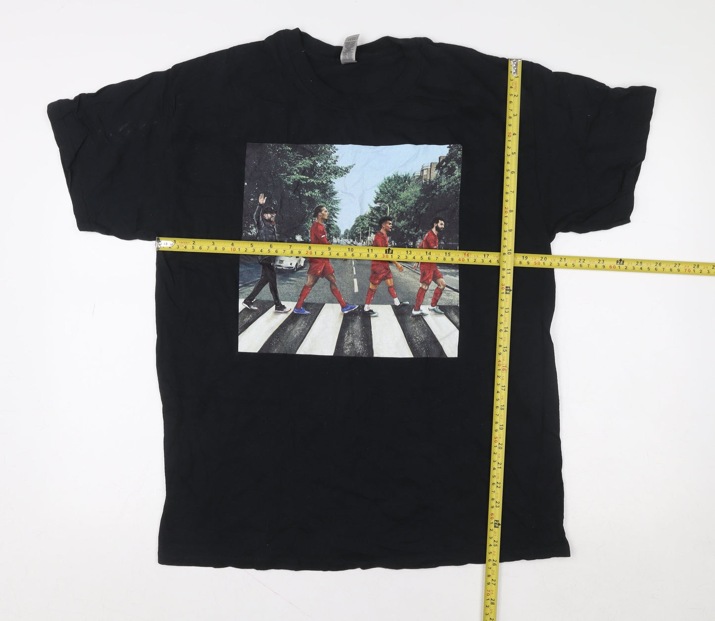 Mens UK Size L Gildan Black  T-Shirt