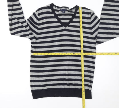 Gap Men's Grey Striped V-Neck Cotton Jumper Size M