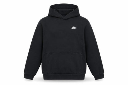 Front view of Nike boys’ black xl pullover fleece hoodie with logo