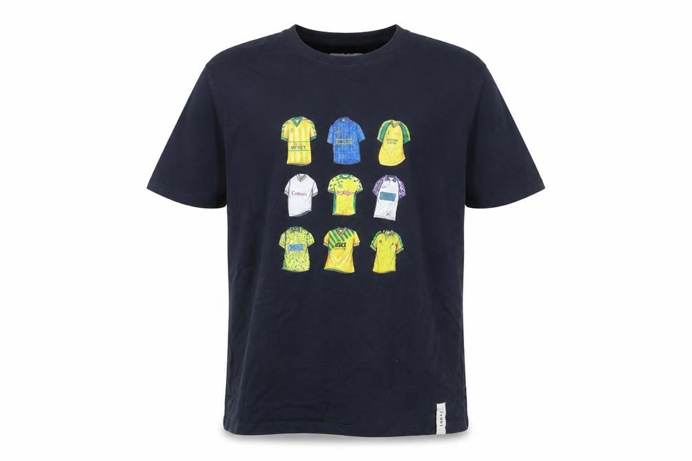 Mens UK Size L Art of Football Black  T-Shirt