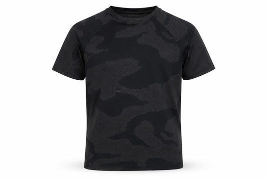 Front view of Under Armour boys’ black camouflage short sleeve t-shirt, size M