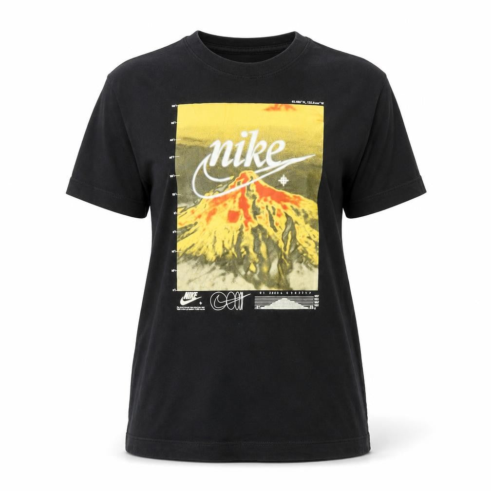 Front view of Nike Teens Black Graphic Short Sleeve Cotton T-Shirt