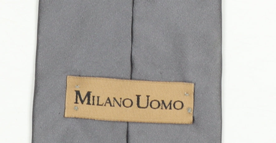 Mens Milano Uomo Grey  100% Silk Pointed Tie