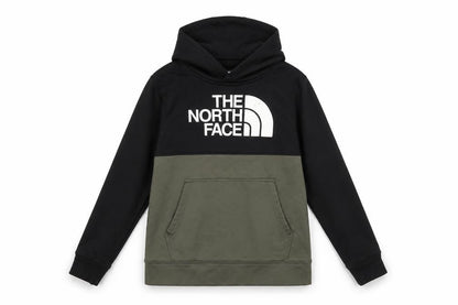 Front view of The North Face boys’ black pullover hoodie l fleece logo sweatshirt