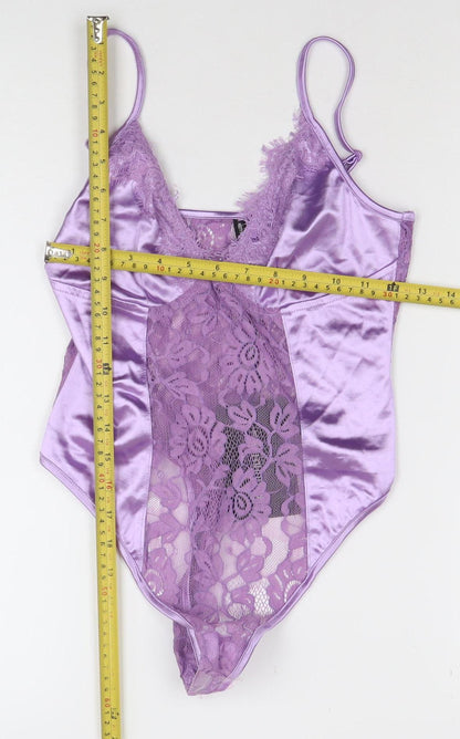 PrettyLittleThing Women’s Purple Lace Satin Bodysuit UK 8