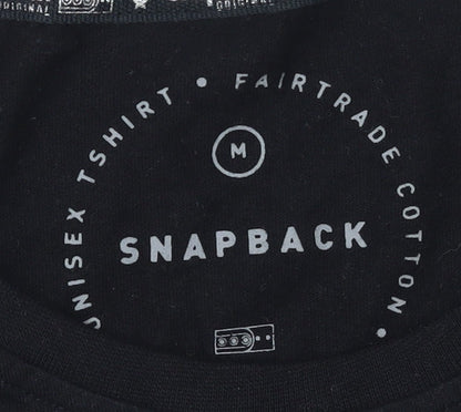 Unisex Adults UK Size M Snapback Black  T-Shirt
