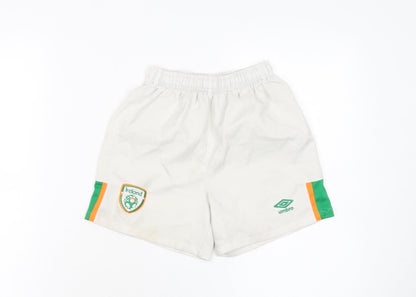 Umbro Boys White Ireland Football Shorts 6-7 Years Athletic Activewear