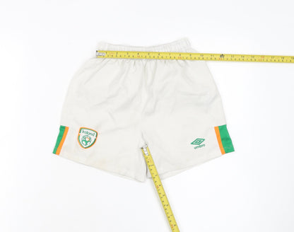 Umbro Boys White Ireland Football Shorts 6-7 Years Athletic Activewear