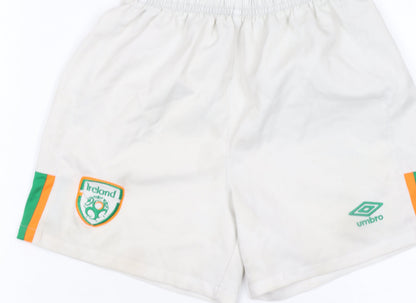 Umbro Boys White Ireland Football Shorts 6-7 Years Athletic Activewear