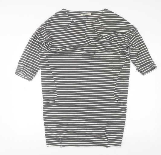 Womens UK Size S Wi & Co Grey Basic T-Shirt