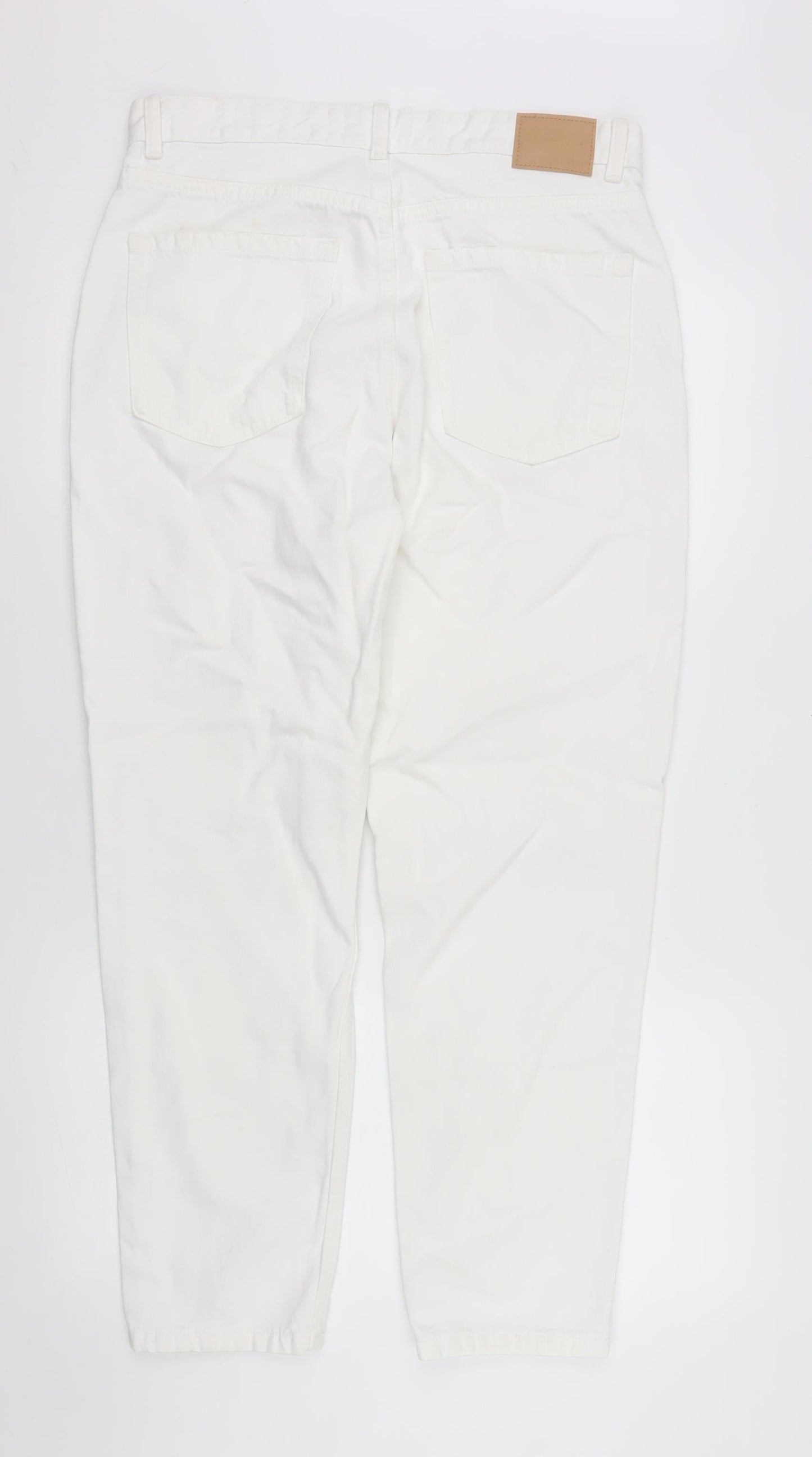 Womens UK Size 14 Pull & Bear Relaxed Fit Mom White Jeans