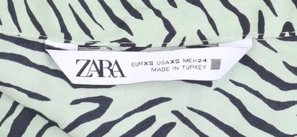 Zara Women’s Green Animal Print Button-Up Shirt XS Long Sleeve Polyester