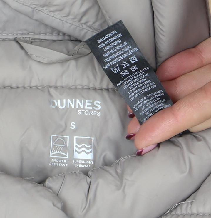 Dunnes Stores Women’s Beige Quilted Puffer Waistcoat S