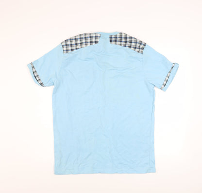 Voi Jeans Co. Men's Blue Check Detail Crew Neck T-Shirt Size M