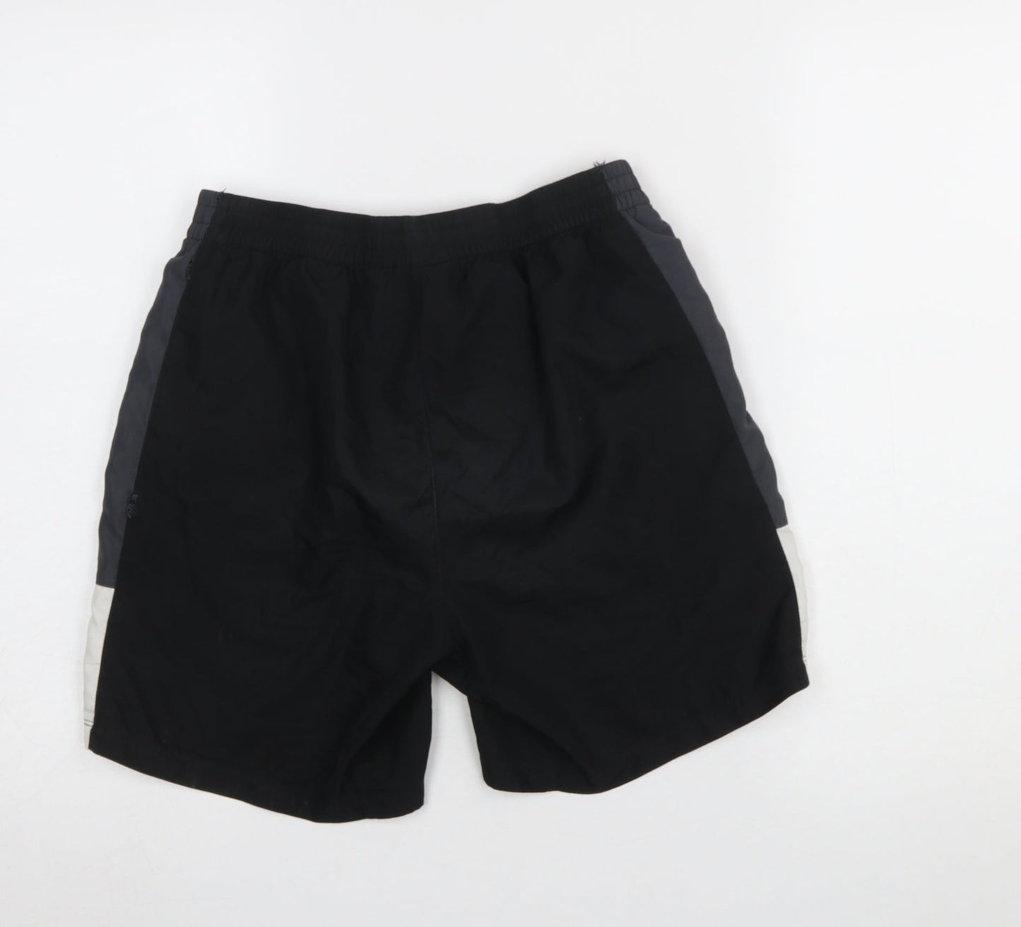 Umbro Men's Black Athletic Football Shorts Size S Quick Dry