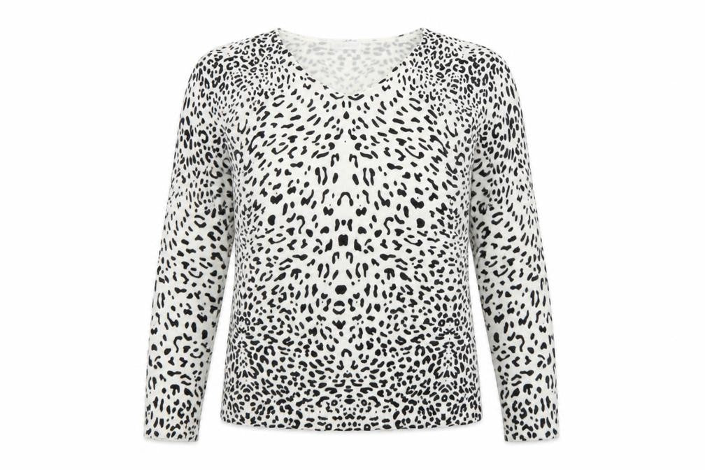 Womens UK Size 10/12 Damart White Pullover Jumper