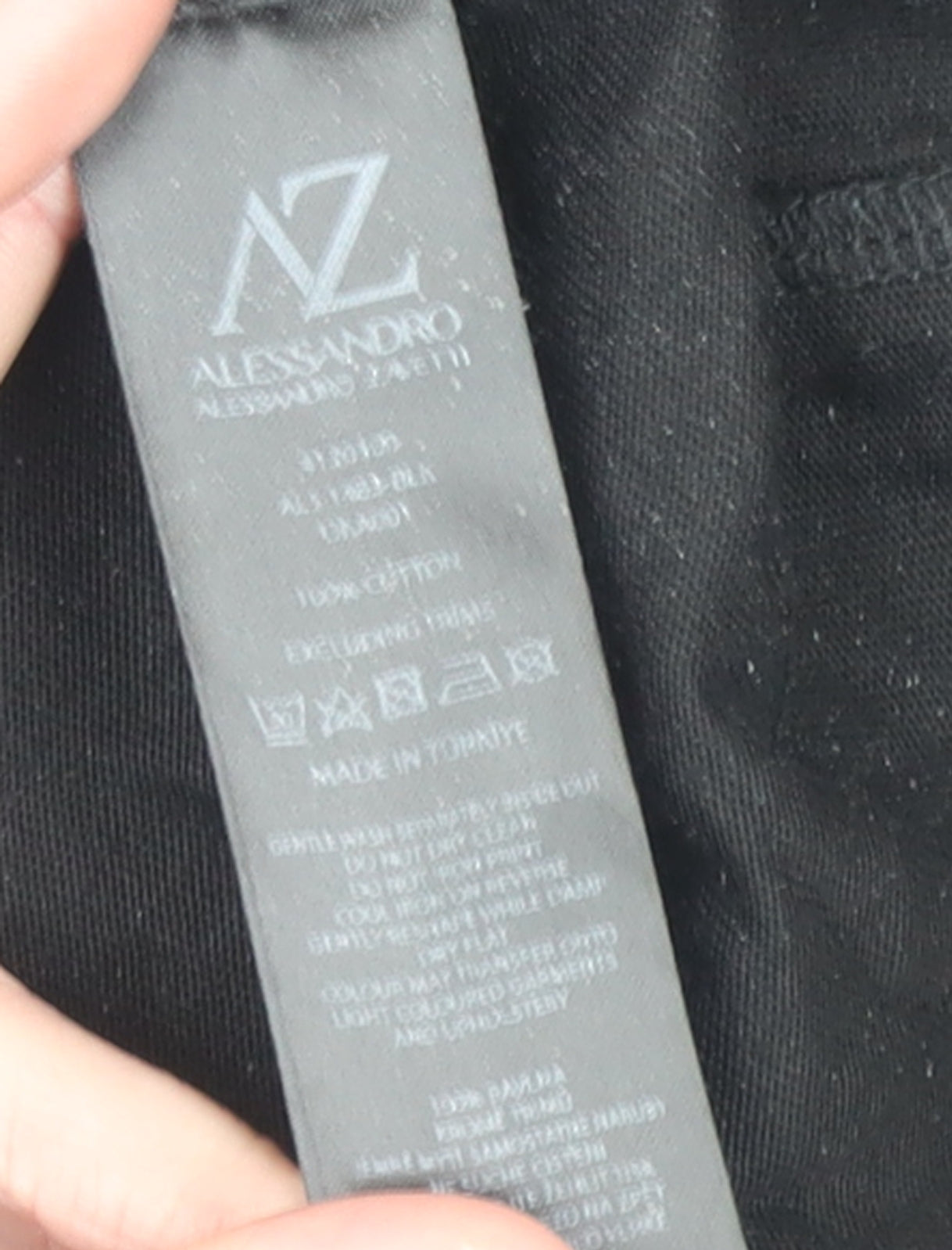 Mens UK Size XL Alessandro Zavetti Black  T-Shirt