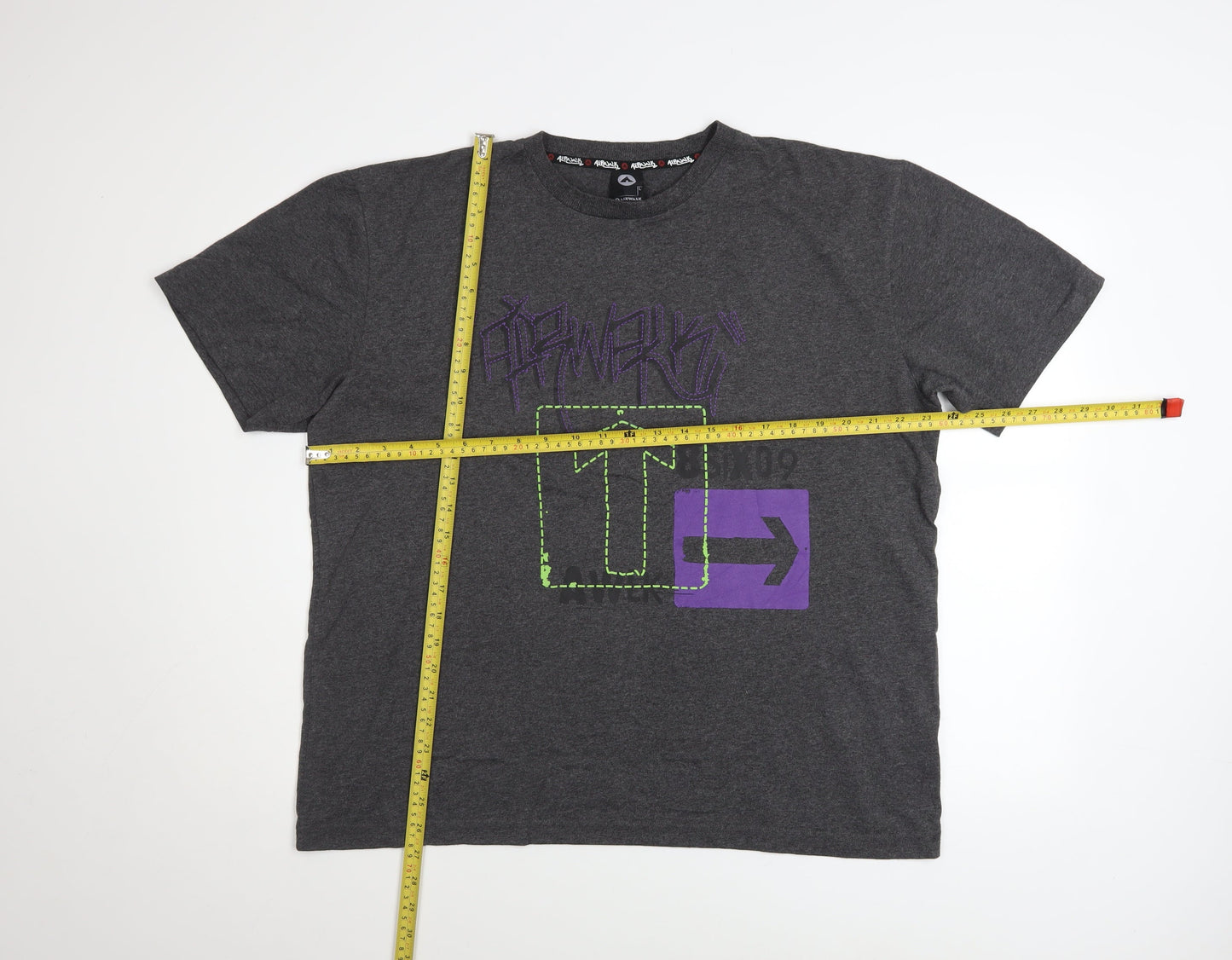 Unisex Adults UK Size L AIRWALK Grey Basic T-Shirt
